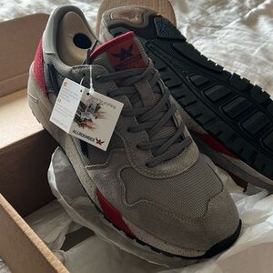 Mephisto “All Rounder” Speed in stone, size 10 men’s